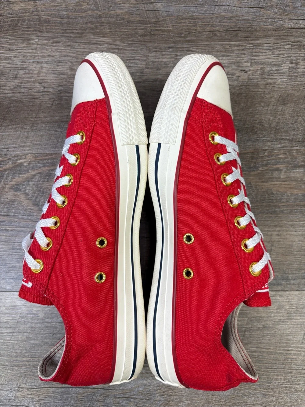 Converse Chuck Taylor All Star Low Red Canvas Sneakers Men’s 9 Women’s 11